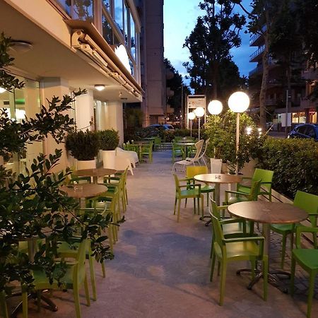 Hotel Konrad Marebello Esterno foto