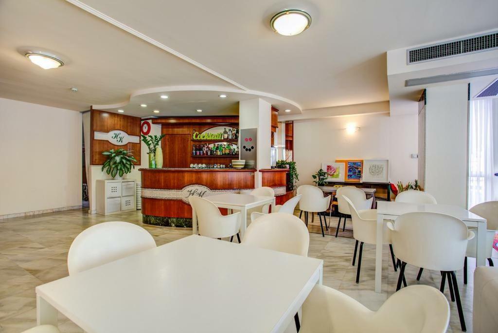 Hotel Konrad Marebello Esterno foto